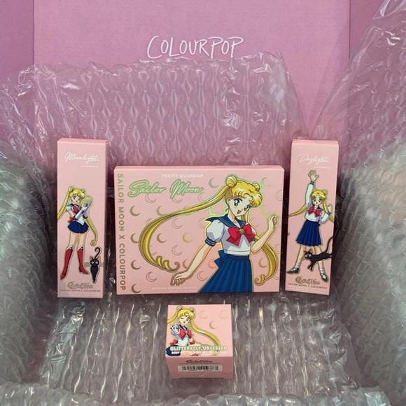 Sailor Moon x Colourpop collection - Picture 1 of 5